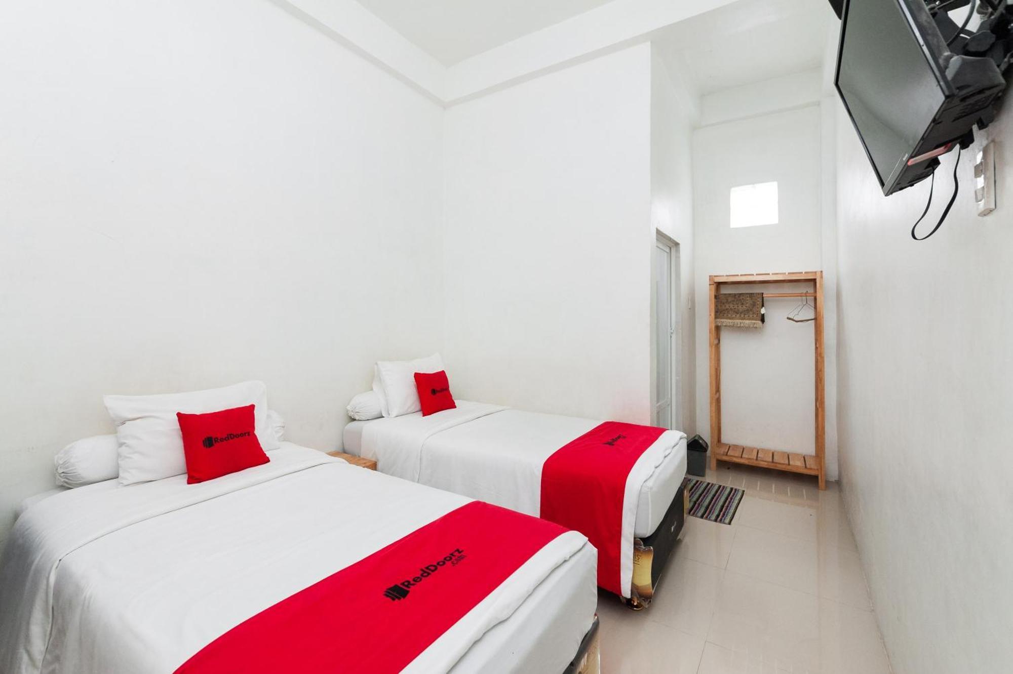 מלון Reddoorz Syariah Near Rsud Zainoel Abidin בנדה אקה מראה חיצוני תמונה